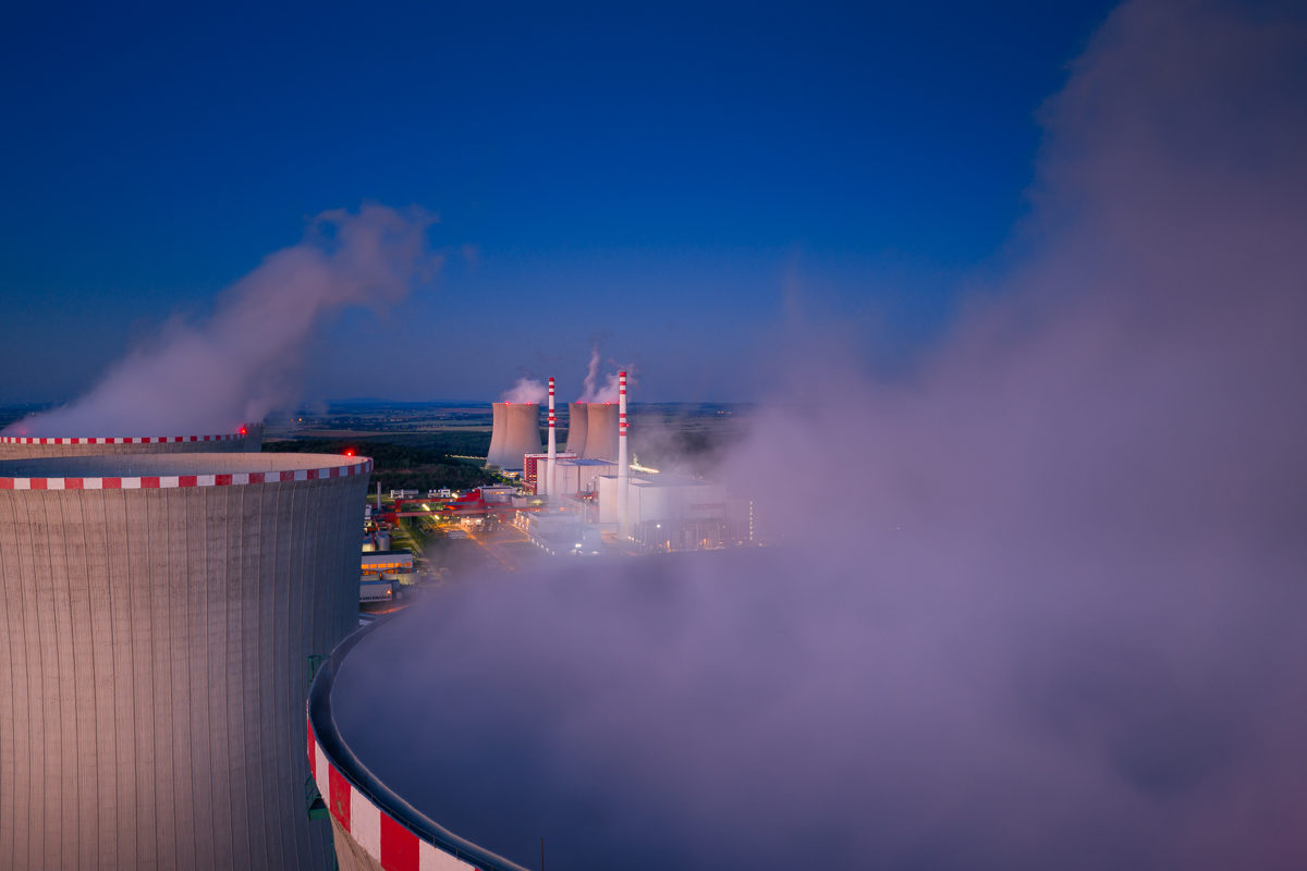 Horúčavy a sucho obmedzujú výrobu elektriny v Európe. Slovenské atómky majú vody dostatok